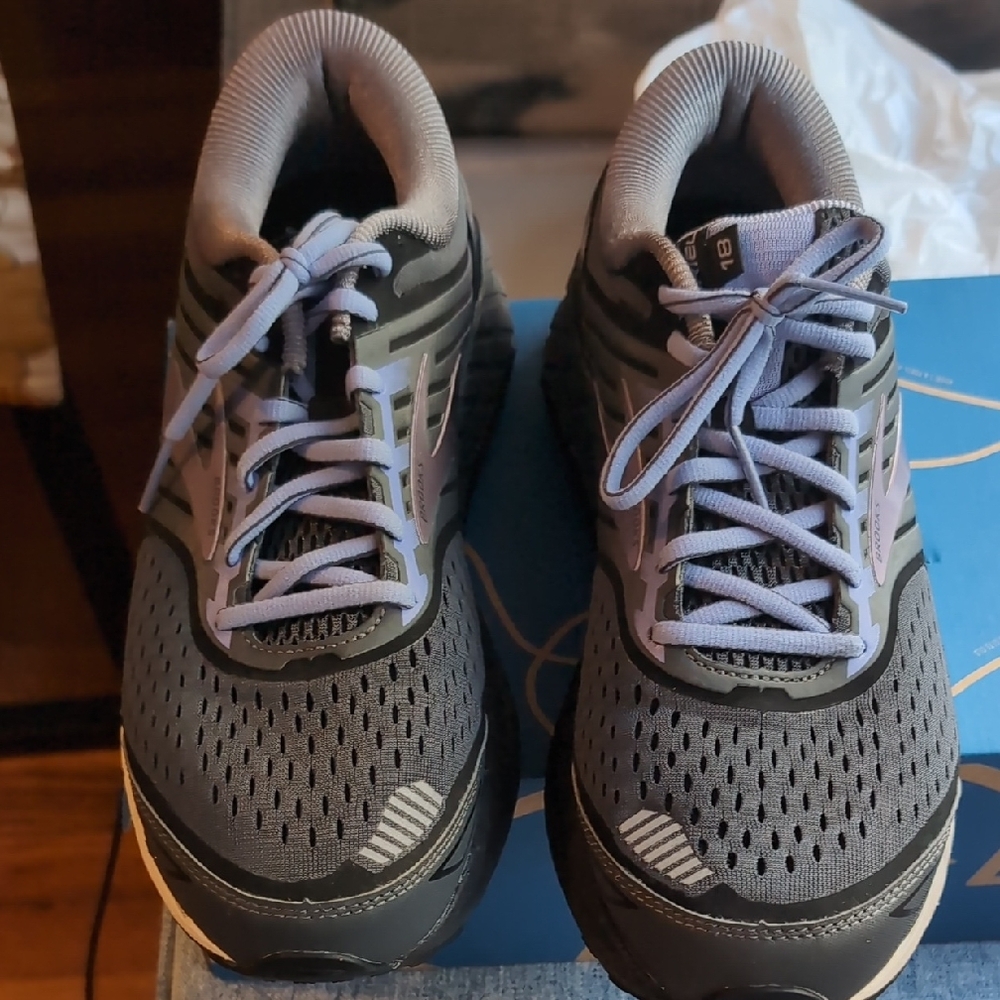Brooks Women's Athletic Shoes - Black and Purple - Picture 8 of 8